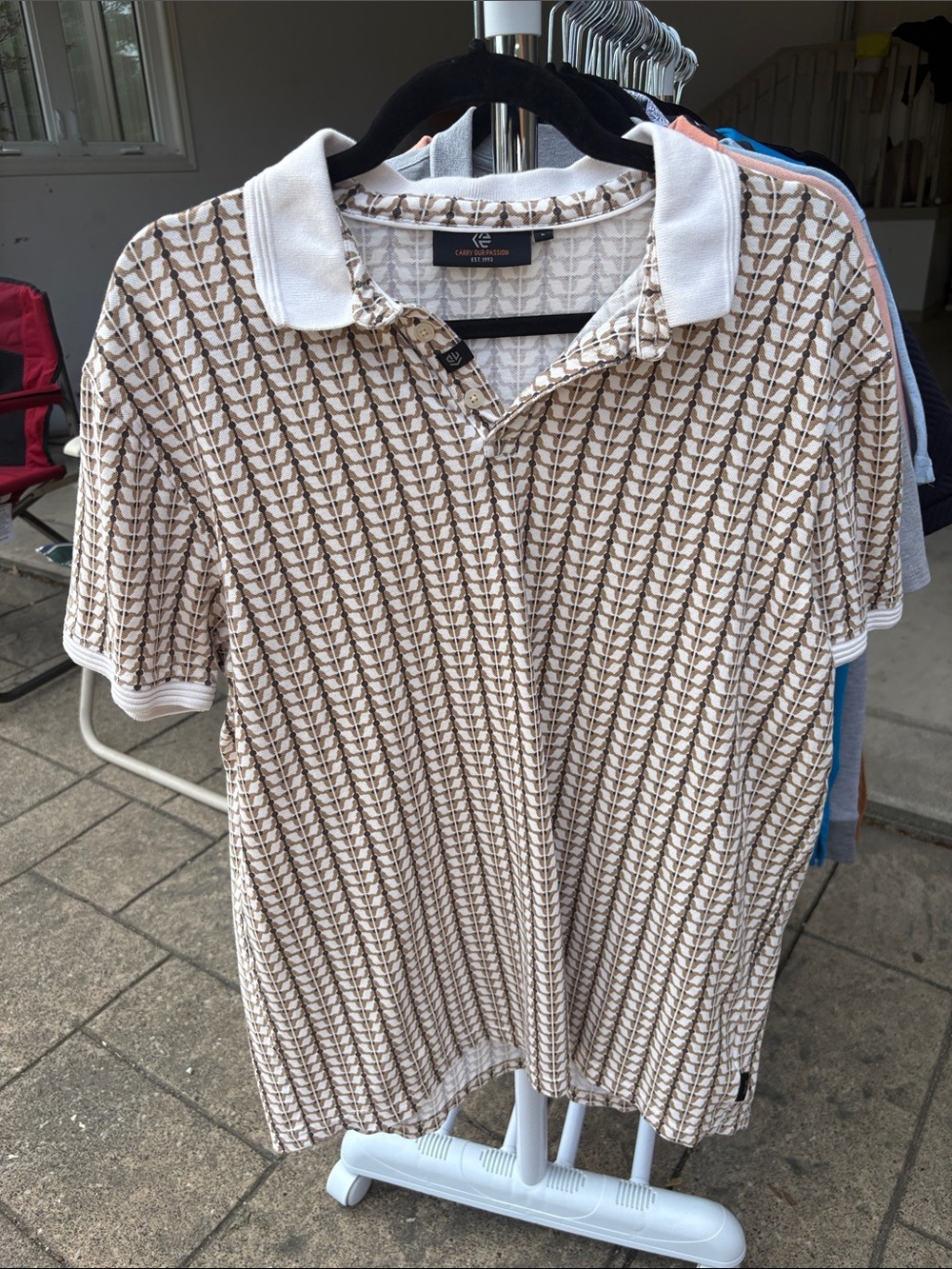 Men's Short-Sleeve Knit Polo in Beige Pattern